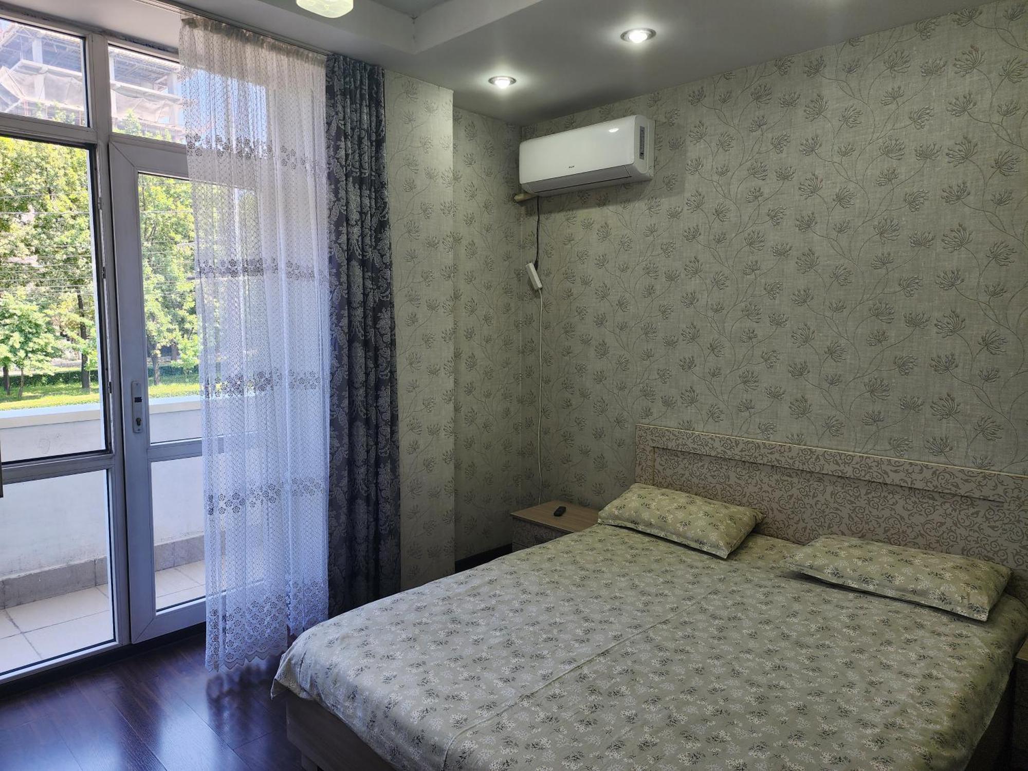 Apartments Paritet Bishkek Luaran gambar